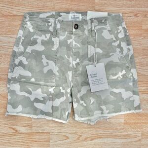 NWT Böhme Camo Cut Off 4.5” Cargo Shorts Raw Frayed Hem XS